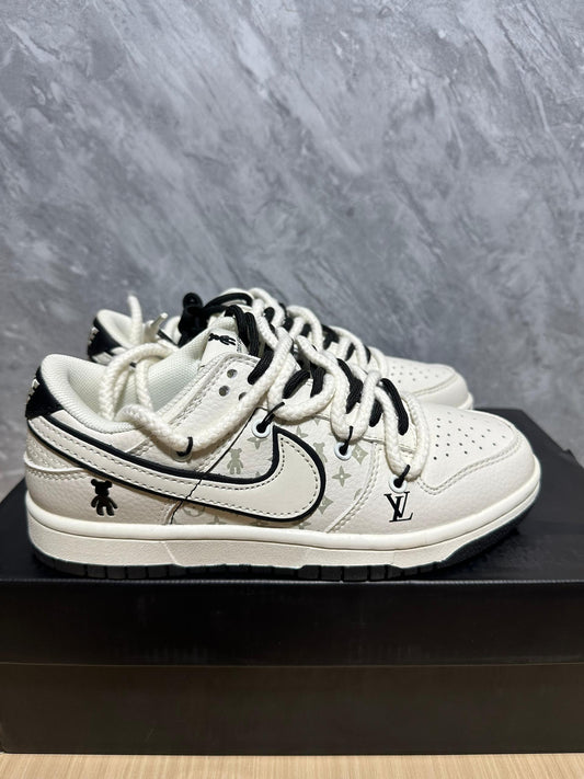 Nike Dunk Low Gloomy Bear LV FC1688-136