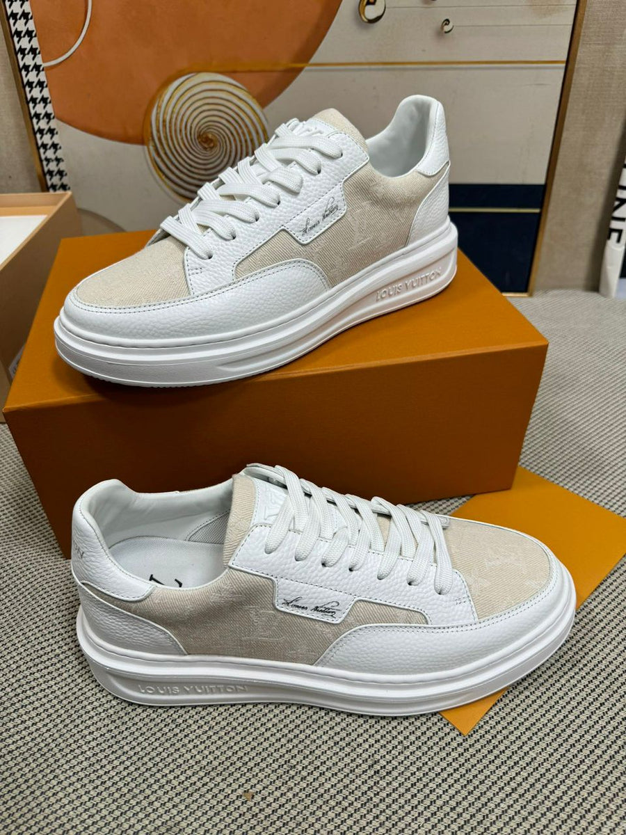 Tênis Couro Branco Off-Branco Detalhe Contrastante