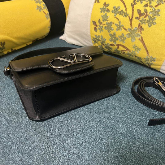 Bolsa de ombro Valentino Garavani Locò