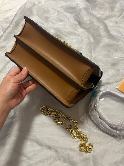 Louis Vuitton Dauphine