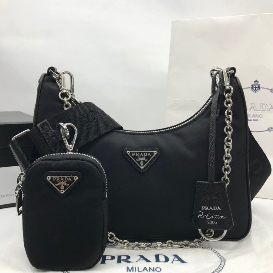 Bolsa Ombro Nylon Preto Placa Triangular