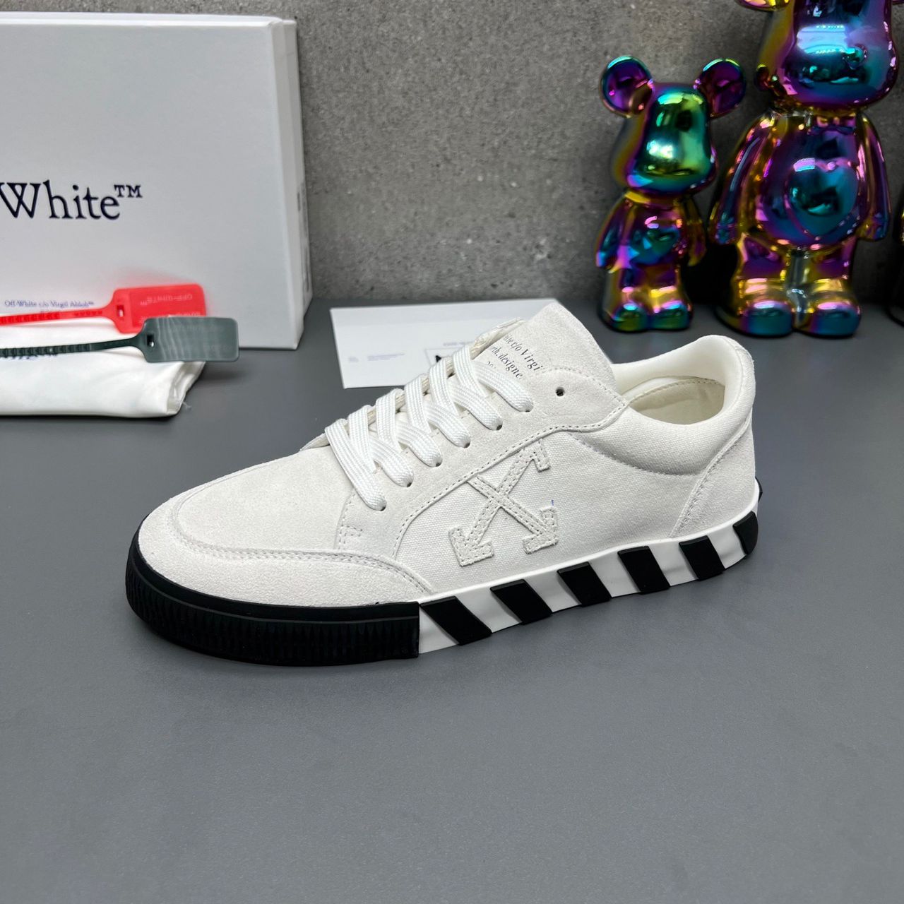 Off-White Vulcanized White Low Top Sneakers Canvas
