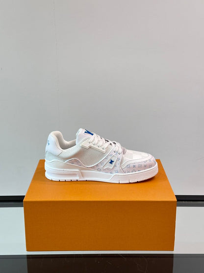 Lv Trainer White Blue