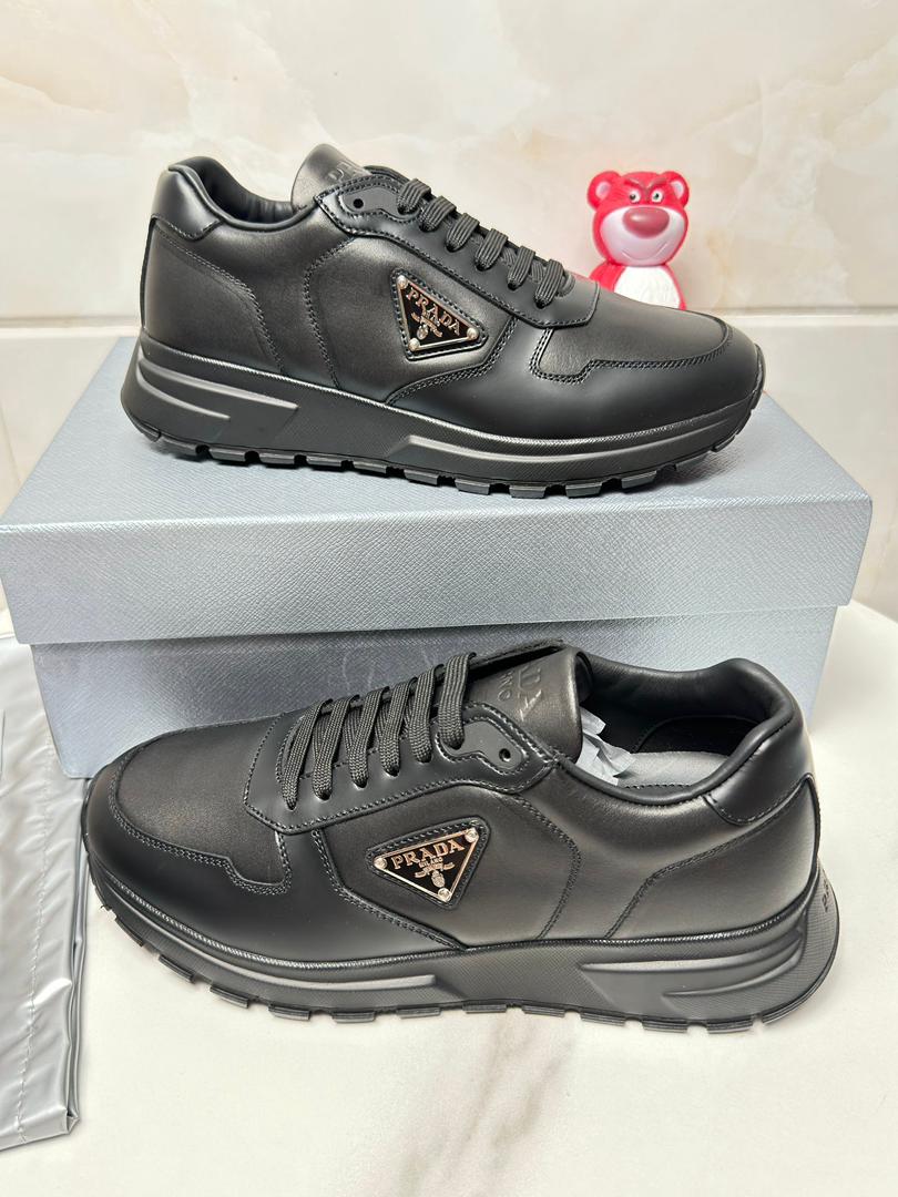 Tênis Couro Preto Cano Baixo Casual