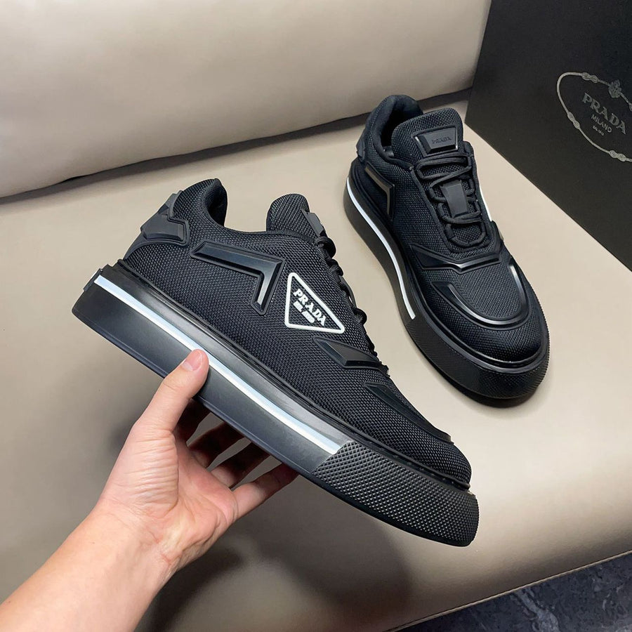 Tênis Runner Neoprene Preto Solado Robusto