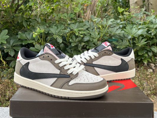 Air Jordan 1 Low Travis Scott OG Sp DM7866-717 - vista traseira