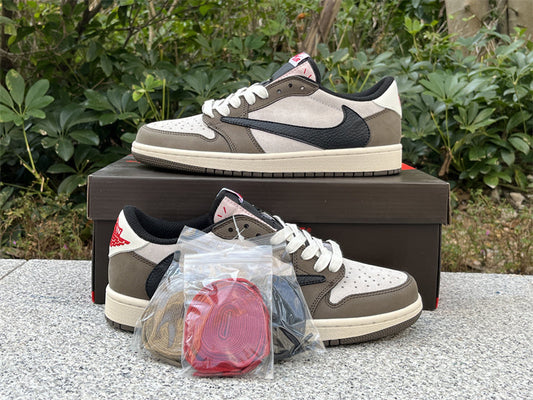 Air Jordan 1 Low Travis Scott OG Sp DM7866-717 - detalhe do cadarço