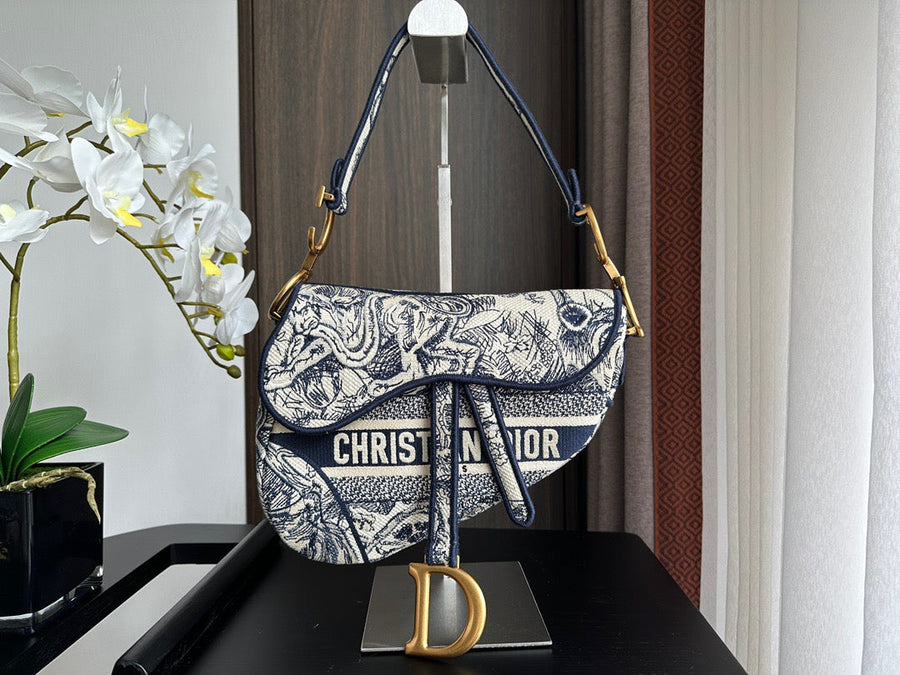 Bolsa Saddle Couro Azul Padrão Inclinado Bordado