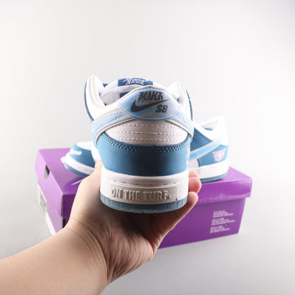 Nike SB Dunk Low Born x Raised