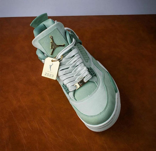 Air Jordan 4 "First Class"