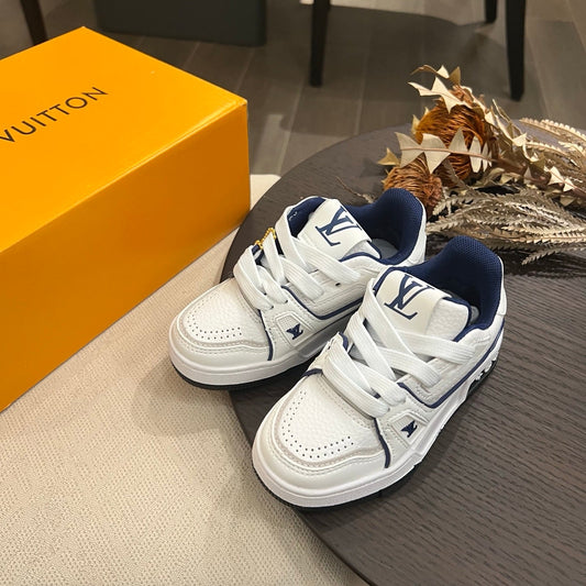 Trainer 54 LV Blue and White Infantil