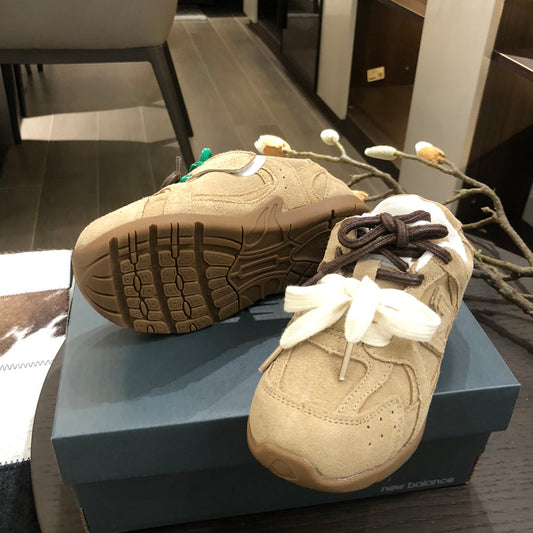 New Balance 530 SL Miu Miu Bege Infantil