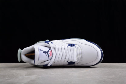 Air Jordan 4 Retro "Midnight Navy"