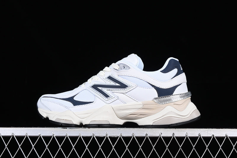 Tênis Runner Mesh Branco Detalhe Azul Marinho