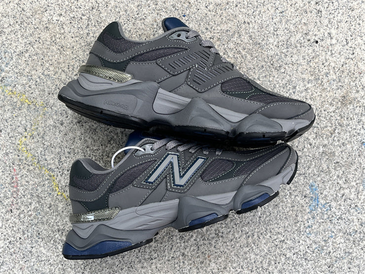 Tênis Castlerock Cinza Carvão Masculino Solado Contrastante